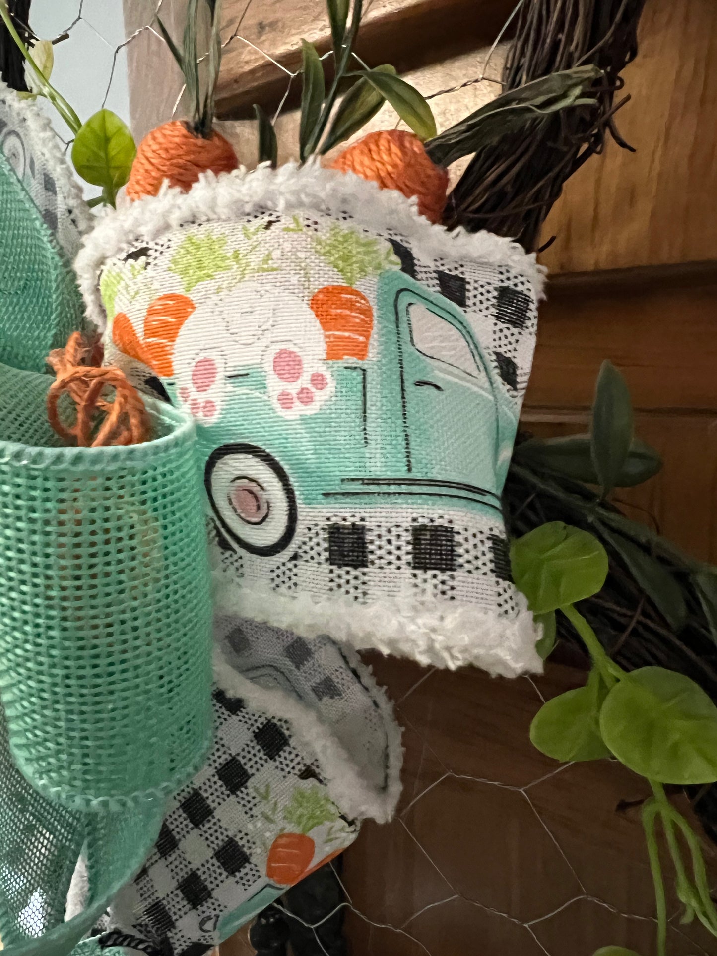 Grapevine & chicken wire Rabbits